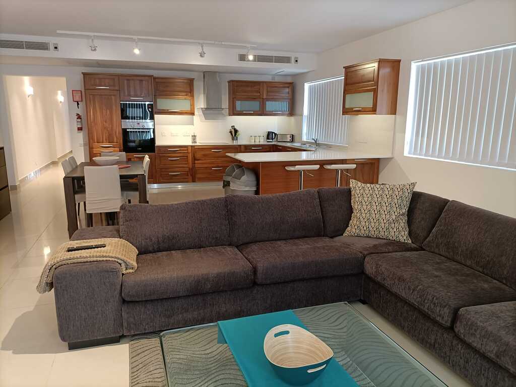 Swieqi-maisonette-to-let-furnished-christies-malta